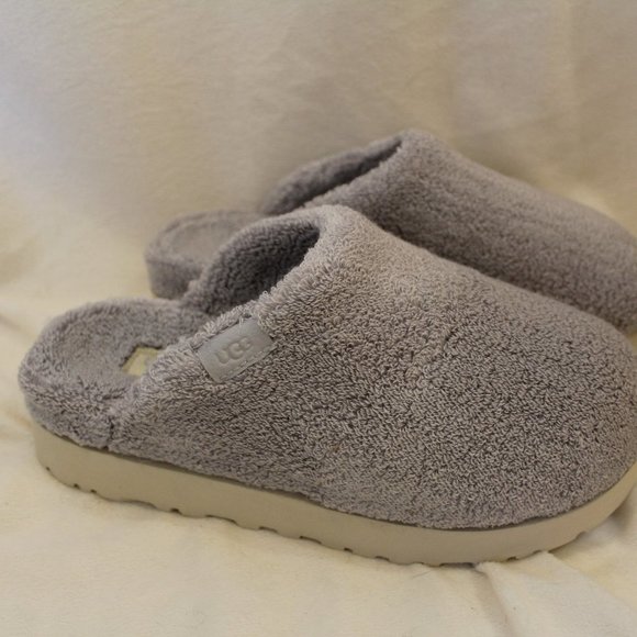 NIB UGG WOMEN'S TERRY SLIP ON SHEARLING LINED SLIPPERS GRAY - Picture 6 of 8